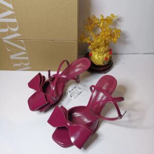 ZARA PATENT EFFECT BOW heels