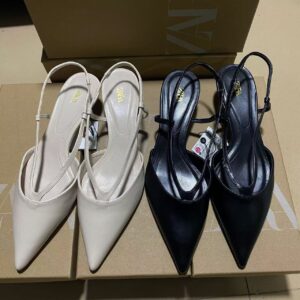 ZARA POINTED TOE LOW HEELS