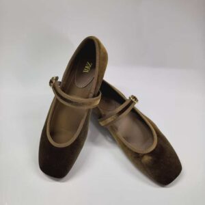 ZARA SUEDE BALLET FLATS