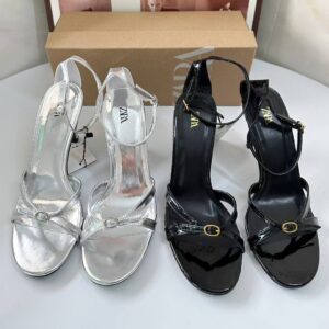 ZARA BUCKLED SHINY HEELS